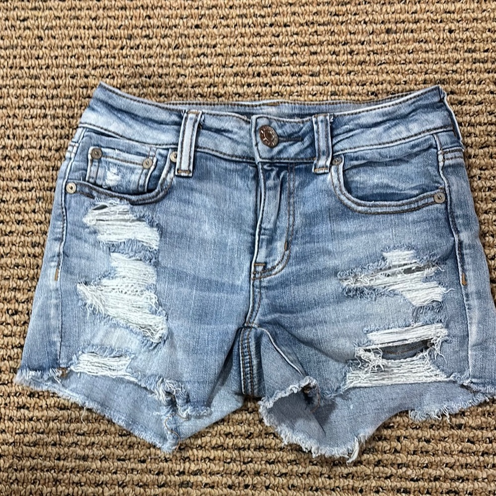 American Eagle Outfitters Distressed Light/Medium Wash Denim Shorts
